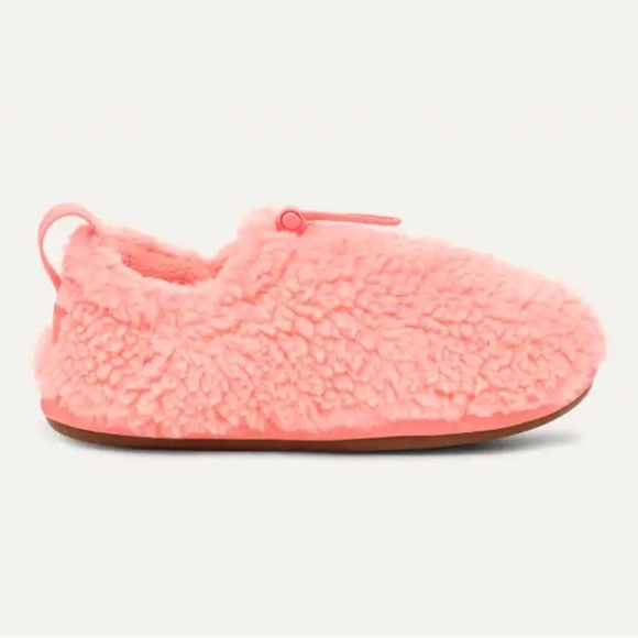 UGG Other - UGG Plushy Slippers kids Size 10
